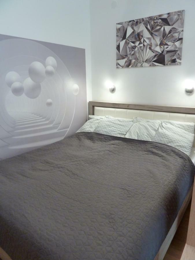 Rose Apartman Debrecen Exteriör bild